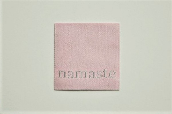 Lifestyle-Label zum Aufnähen - namaste, hellrosa - 50 x 50mm