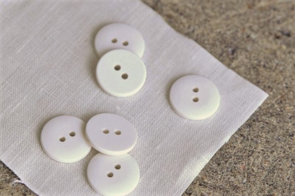 Knopf 18mm - creamy white - Curb Cotton Button